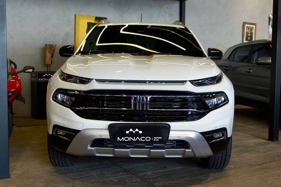 FIAT TORO 2.0 16V TURBO DIESEL VOLCANO 4WD AT9
